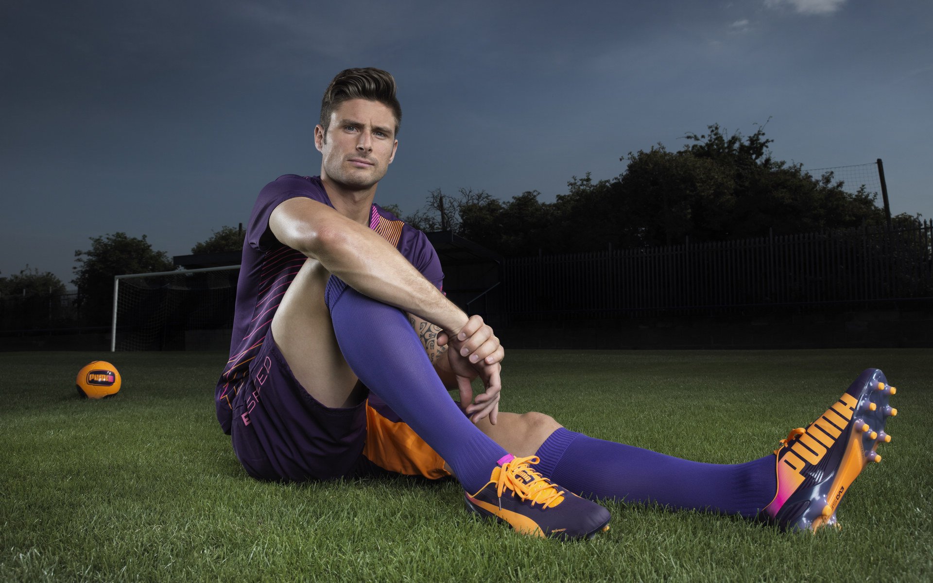 爱游戏2026-从瑞士单节拉开曼联，到范戴克在美加墨世界杯接管比赛，唯一性的竞技哲学