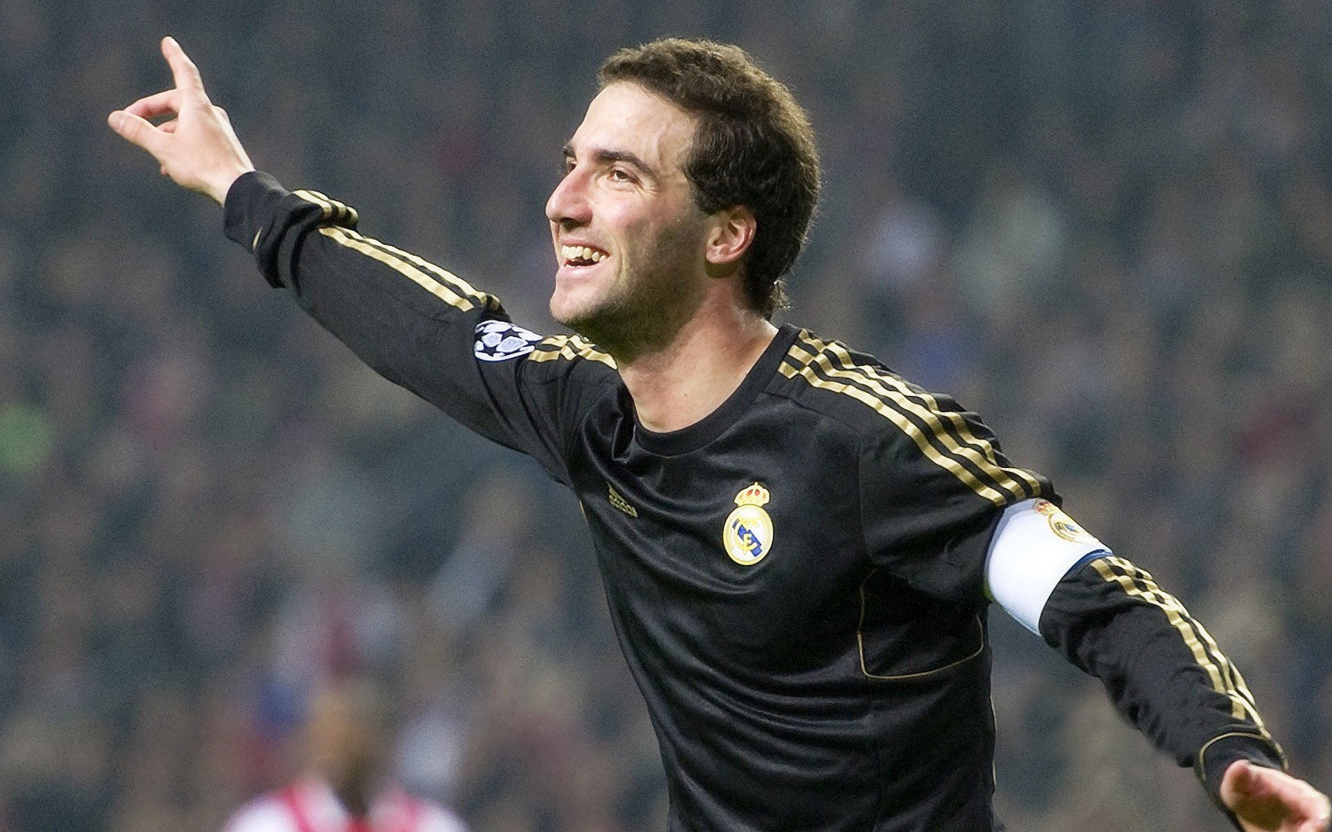 欧文用实力证明自己，爵士稳稳拿下开拓者